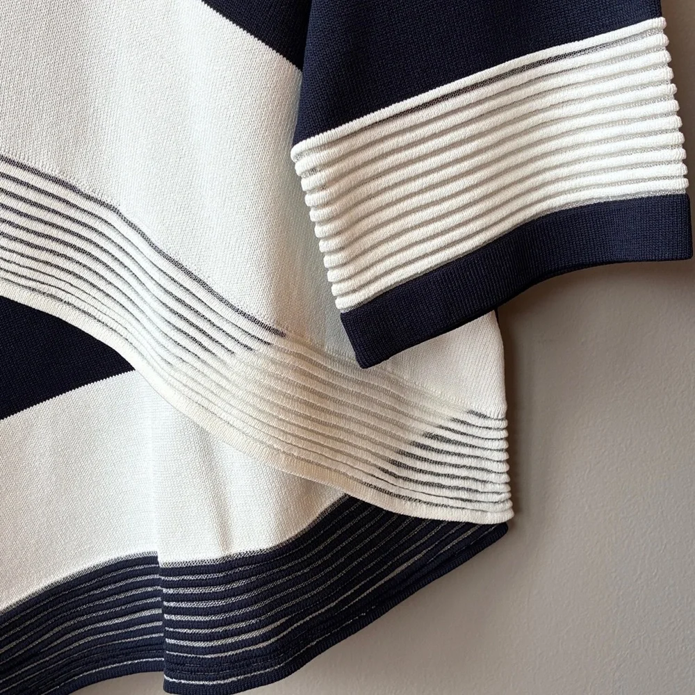 Vecceli Italy Navy White Asymmetrical Boat Neck Top, Large - Picture 4 of 9